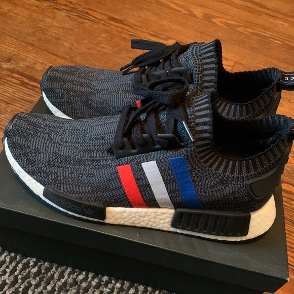 nmd r1 pk tri color
